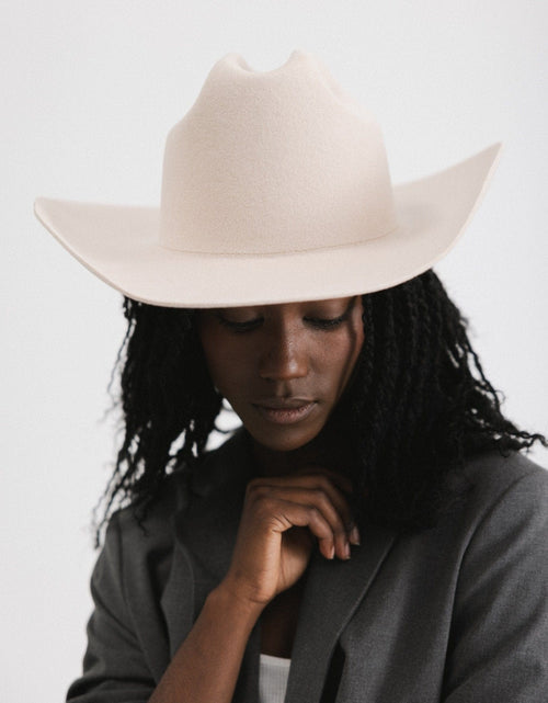 Load image into Gallery viewer, Teddy Cattleman Cowboy Hat
